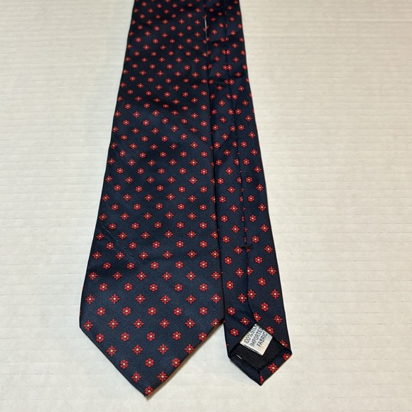 Gant 100% Silk Tie Navy Blue Red Floral Patterns - Picture 6 of 6